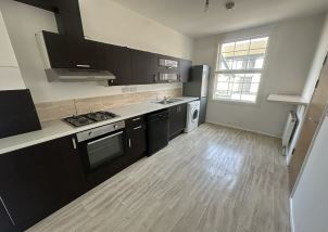2 bedroom Unfurnished Apartment to Let
