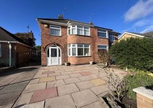 3 bedroom Unfurnished House to Let