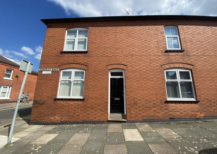 28 Adderley Road, Leicester