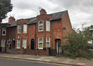 2 bedroom PartFurnished FlatApartment to Let