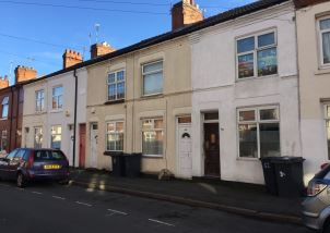 2 bedroom Furnished TerracedHouse to Let