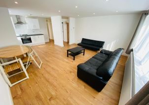 2 bedroom Furnished FlatApartment to Let