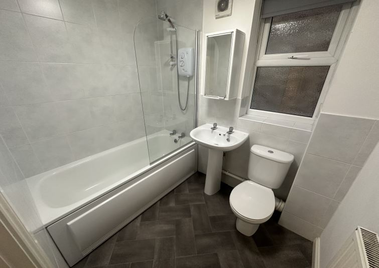 Linkfield Road, Leicestershire